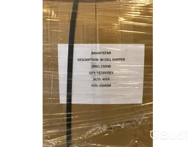 4 buntar med ca 20 wellådor i varje + 5 lådor med medföljande “30 Cell Shipper”